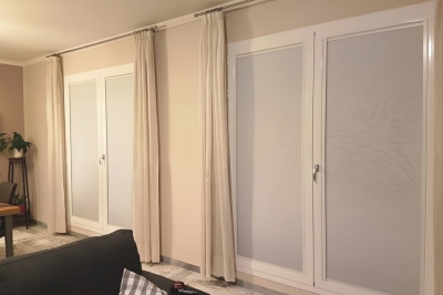 L'85% degli ospiti si lamenta del poco oscuramento delle camere: ecco come evitarlo grazie a queste nuove tende oscuranti detraibili con Ecobonus