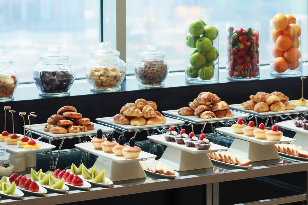 Allestimento Sala colazione in Hotel: attrezzature e forniture per l'organizzazione del buffet 