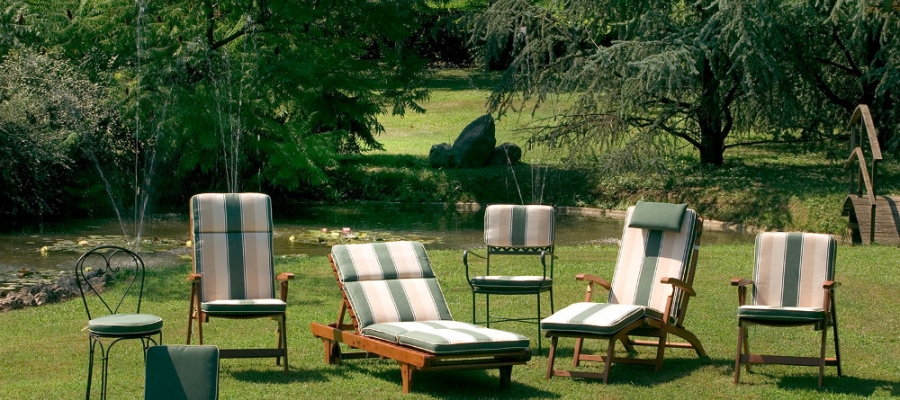 Cuscineria da esterni su misura