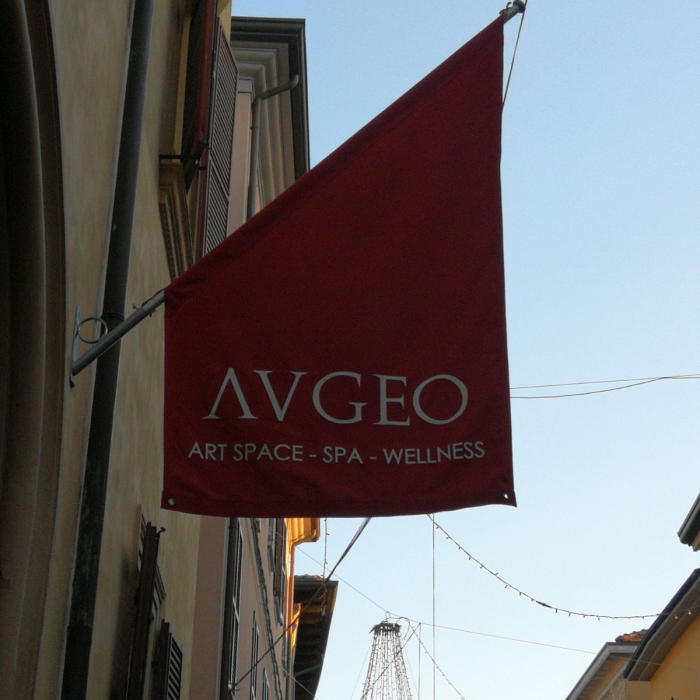 bandiere-personalizzate-formati-hotel-centri-benessere-spa